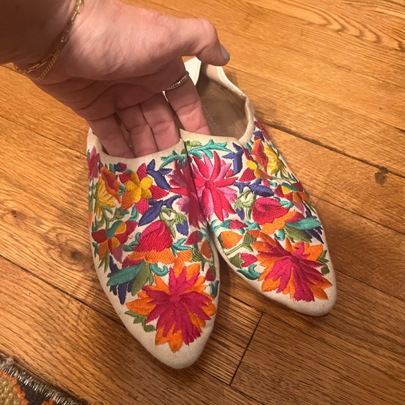 Jeffrey Campbell babouche embroidered slip on flats 8.5 - Picture 2 of 8